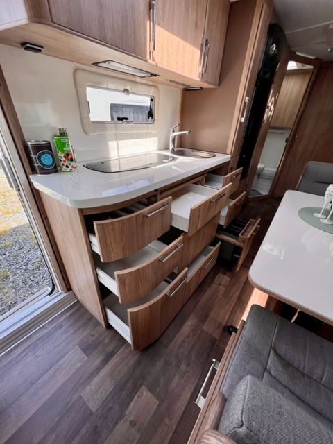 KABE Classic 600 GDL - KABE
