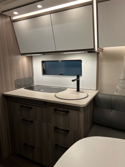 KABE Estate 560 GLE KS - KABE