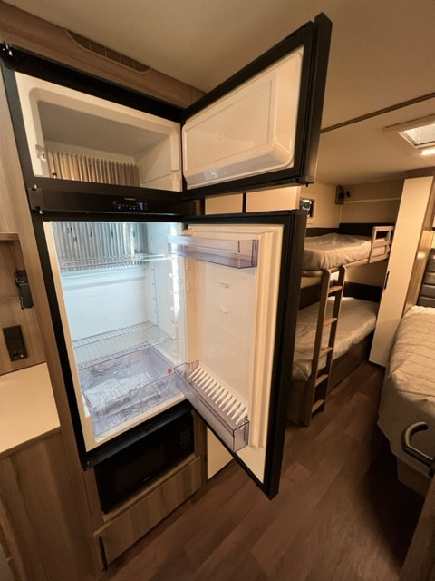KABE Estate 560 GLE KS - KABE
