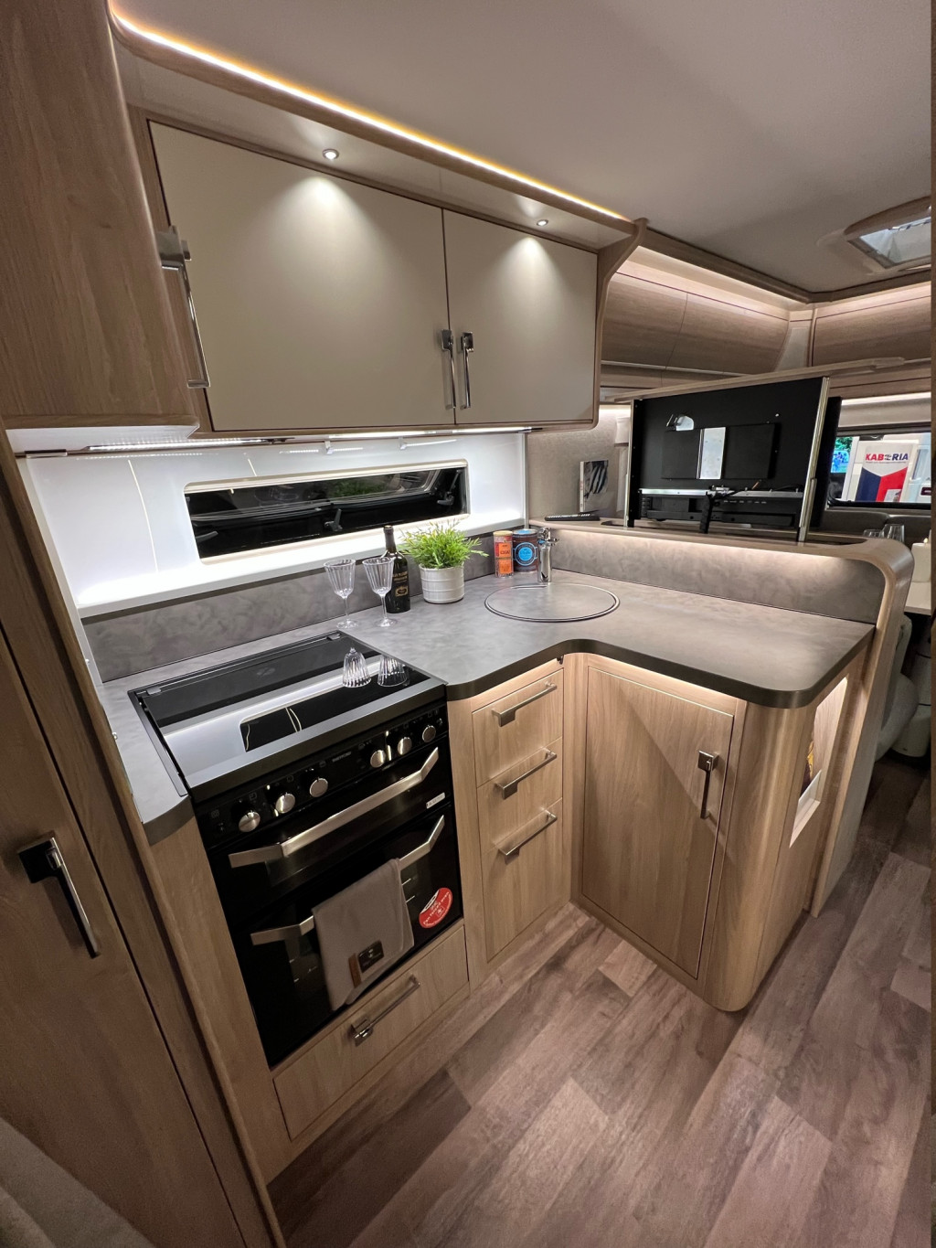 KABE ROYAL 600 CXL KS - KABE