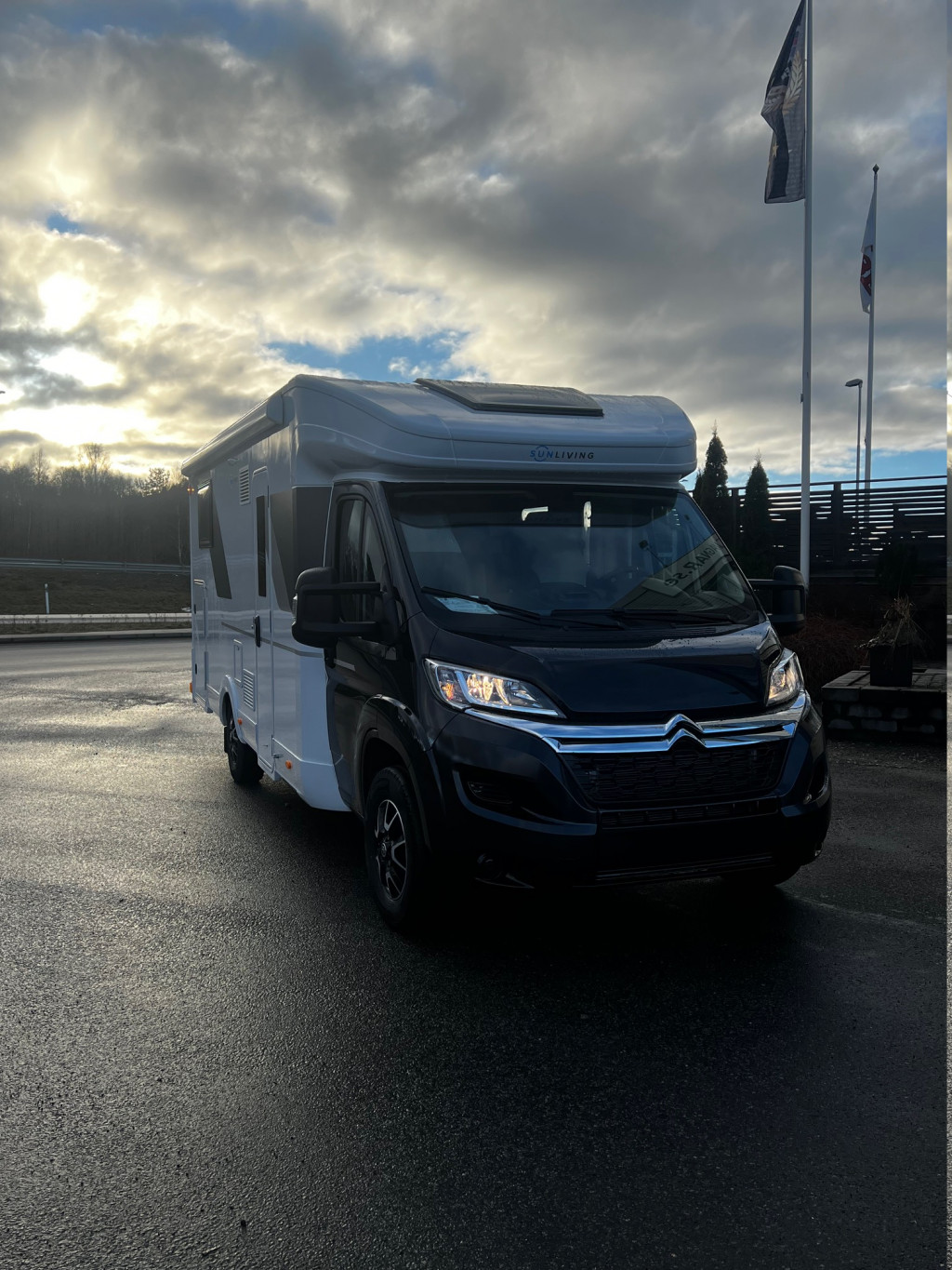 Sun Living S 75SC - CITROEN 6.3 2,2 140HP 35L - Sun Living