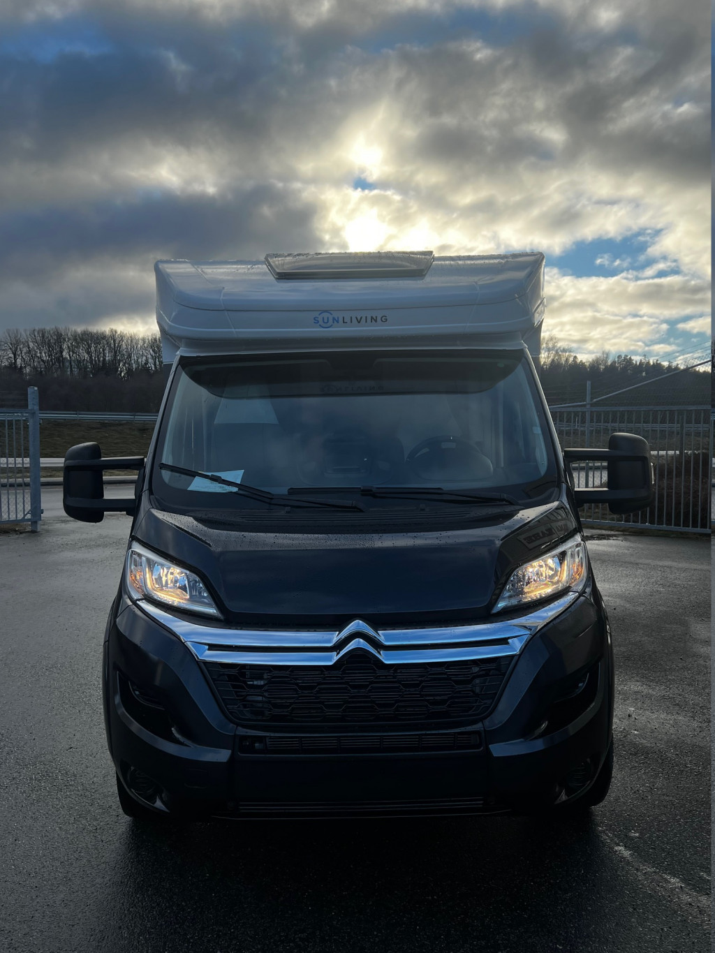 Sun Living S 75SC - CITROEN 6.3 2,2 140HP 35L - Sun Living
