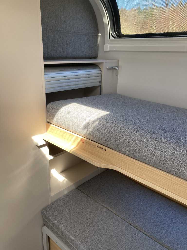Adria Adora 613 PK AC OCH CAMPINGBILJETTER PÅ KÖPET - Adria