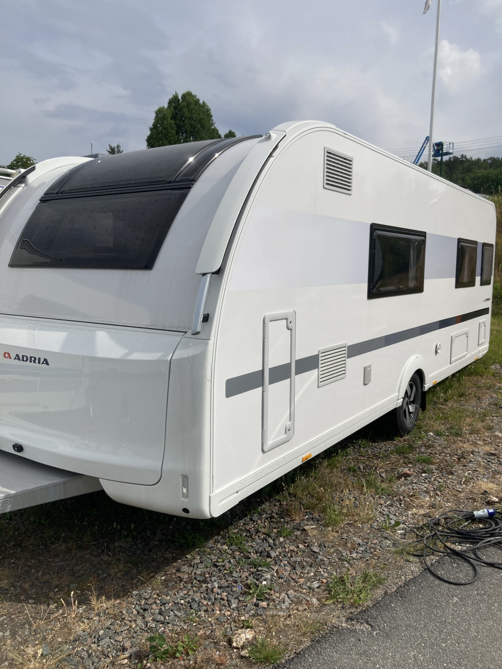 Adora 613 HT AC och 30 Campingnätter på Köpet! - Adria