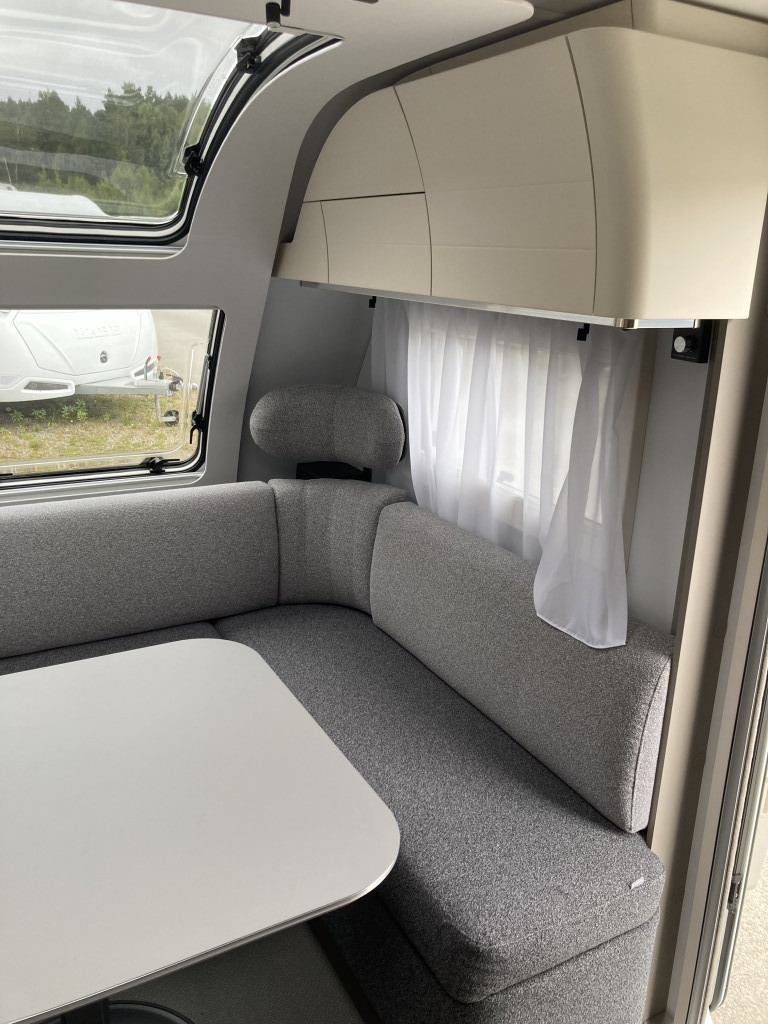 Adria Alpina 763 UK AC OCH CAMPINGBILJETTER PÅ KÖPET - Adria