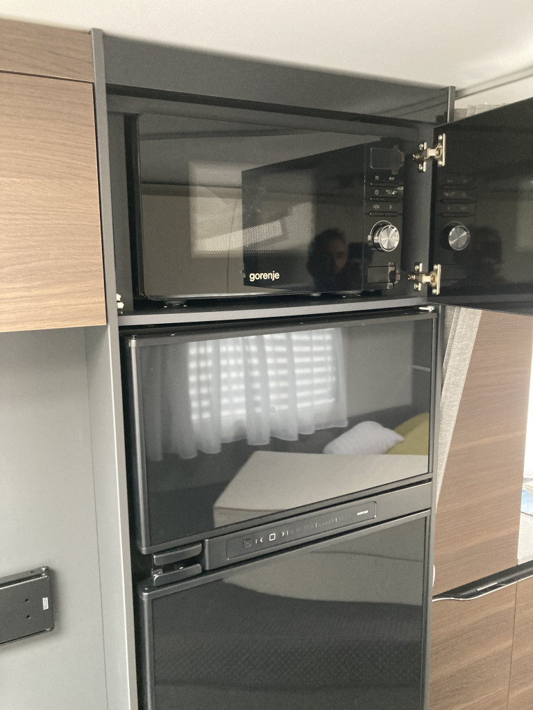 Adria Alpina 763 UK AC OCH CAMPINGBILJETTER PÅ KÖPET - Adria