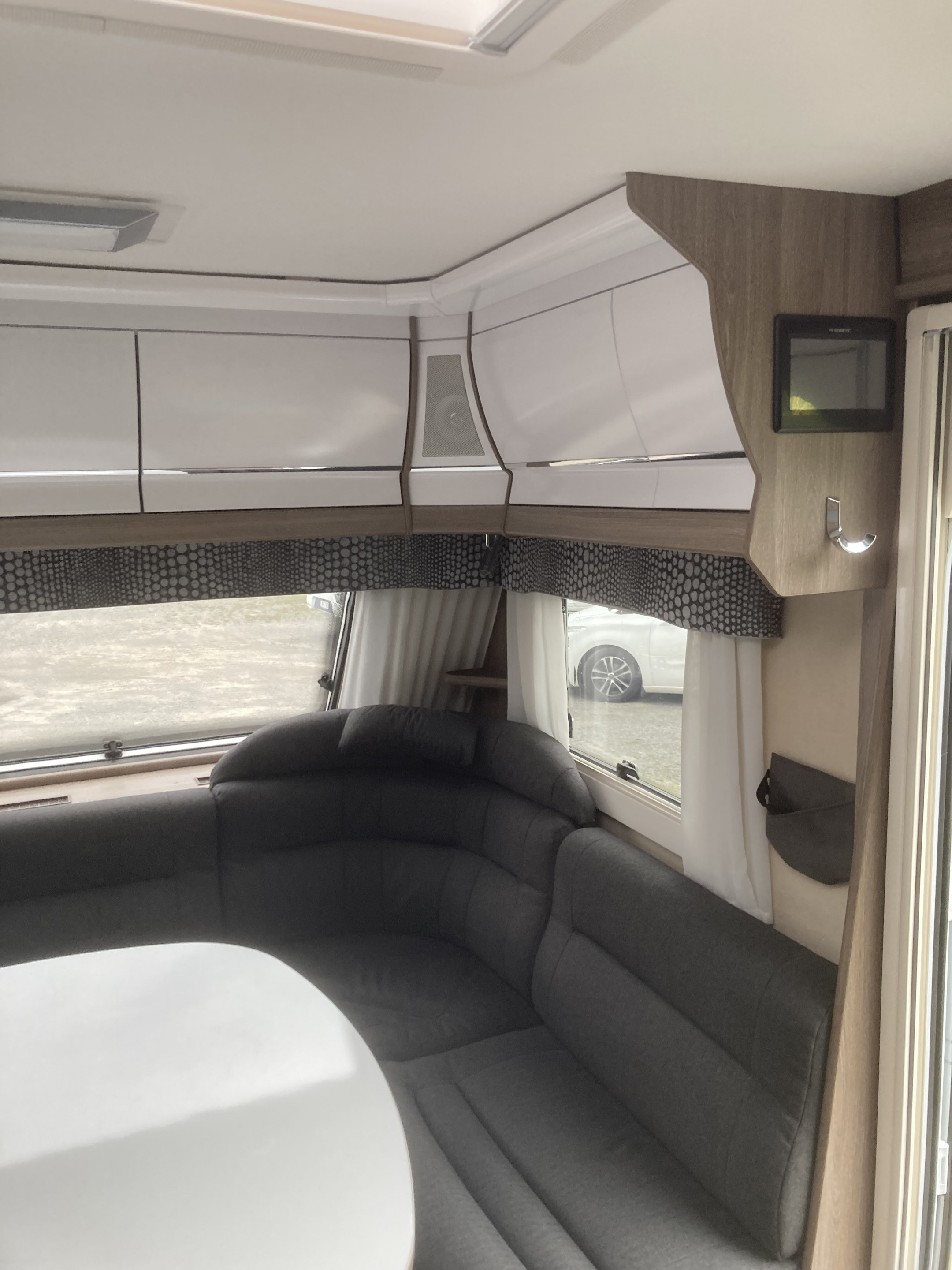 KABE Royal 600 GLE ks B2 - KABE