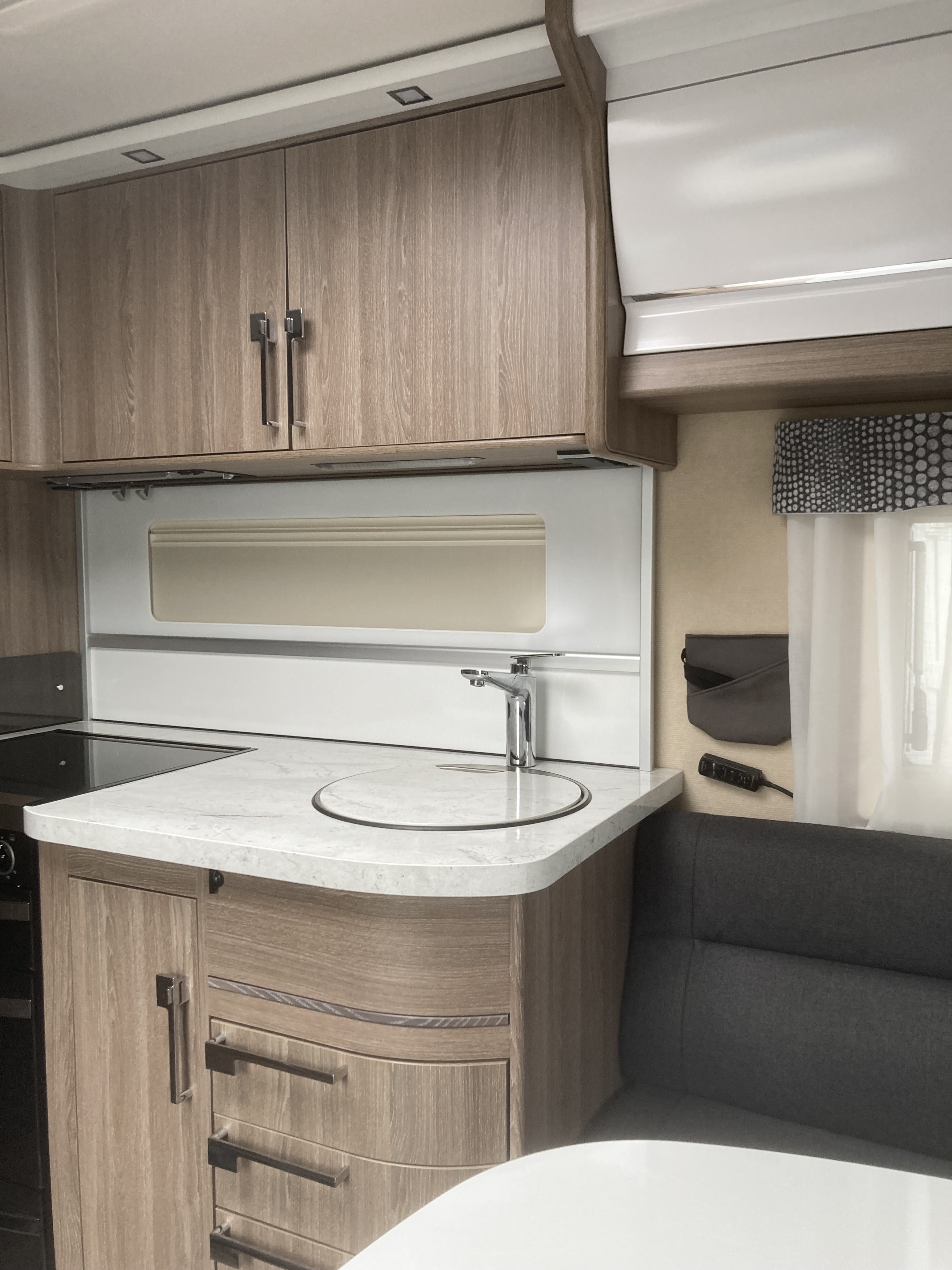 KABE Royal 600 GLE ks B2 - KABE
