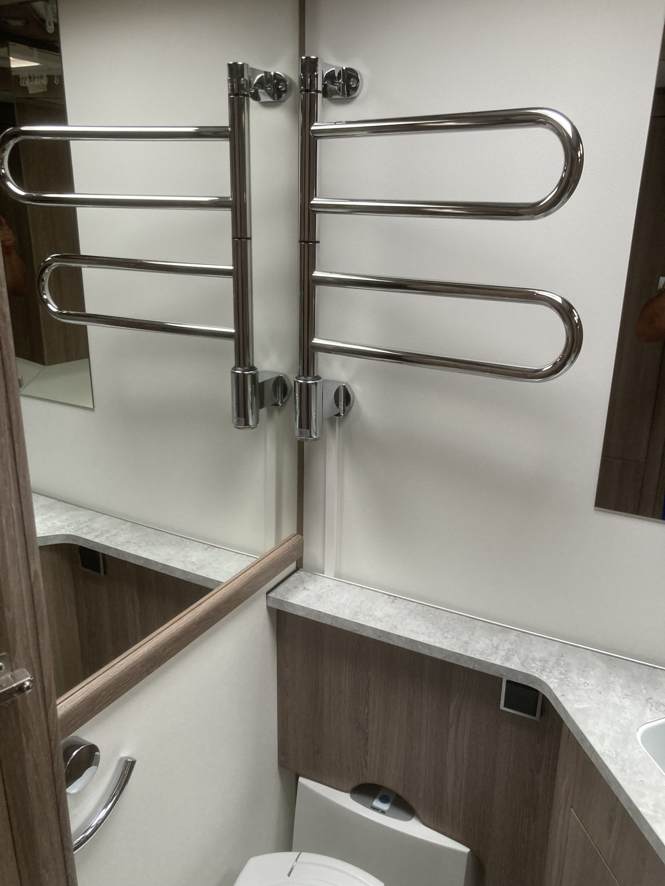 KABE Royal 600 GLE ks B2 - KABE