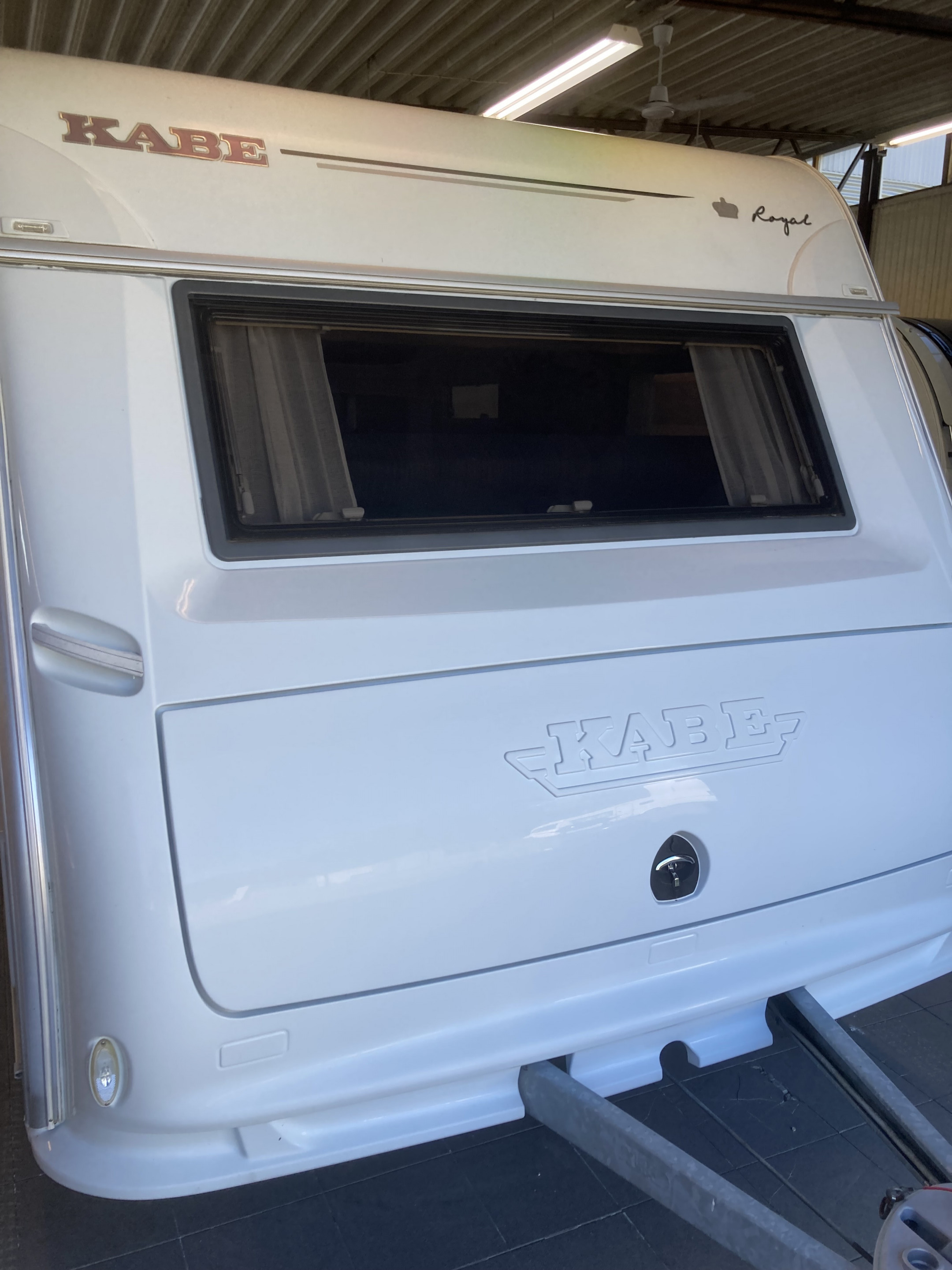 KABE ROYAL 560 LXL KS "AC, Mover , Förtält" Förmedling - KABE