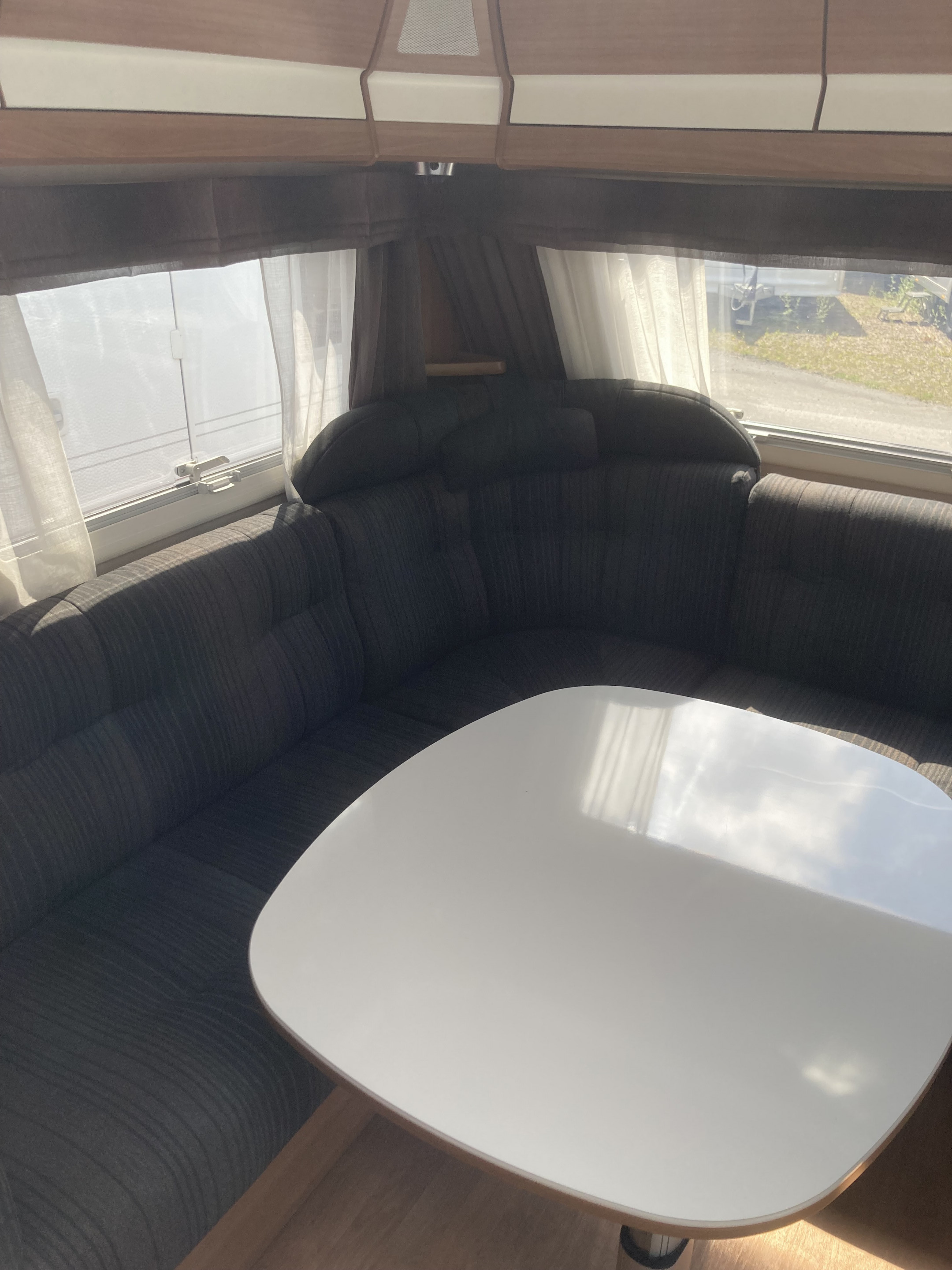 KABE ROYAL 560 LXL KS "AC, Mover , Förtält" Förmedling - KABE