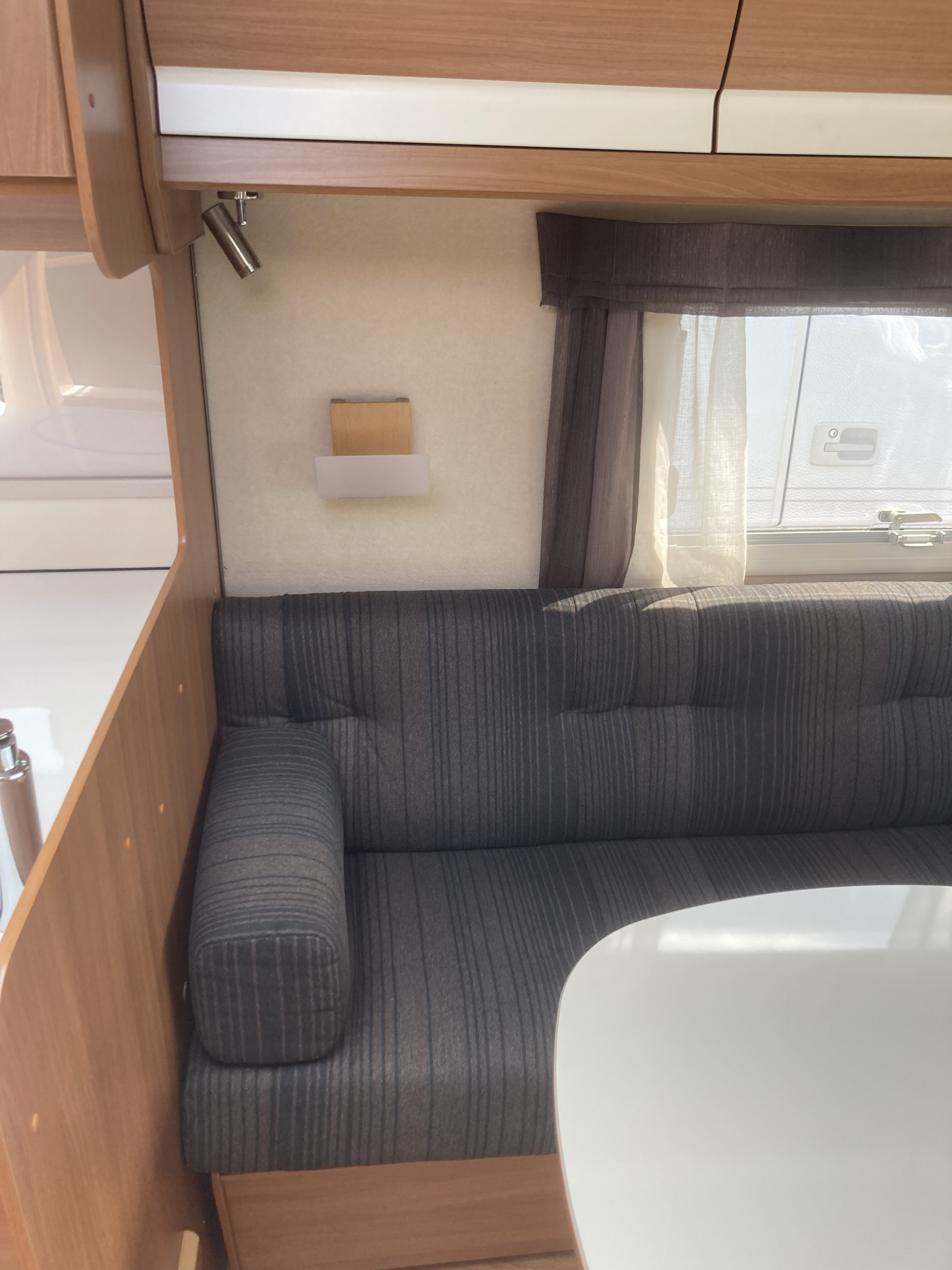 KABE ROYAL 560 LXL KS "AC, Mover , Förtält" Förmedling - KABE