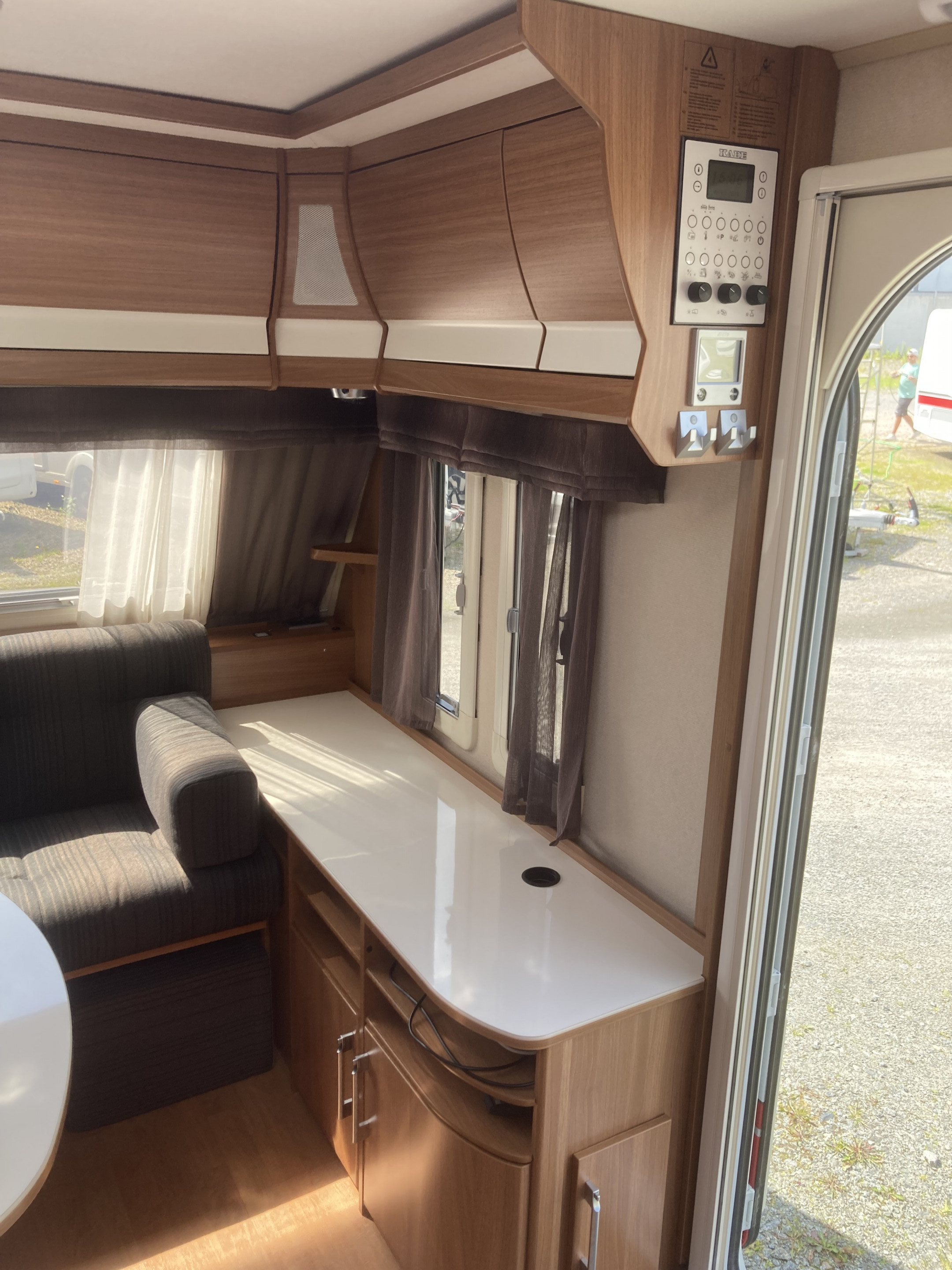 KABE ROYAL 560 LXL KS "AC, Mover , Förtält" Förmedling - KABE