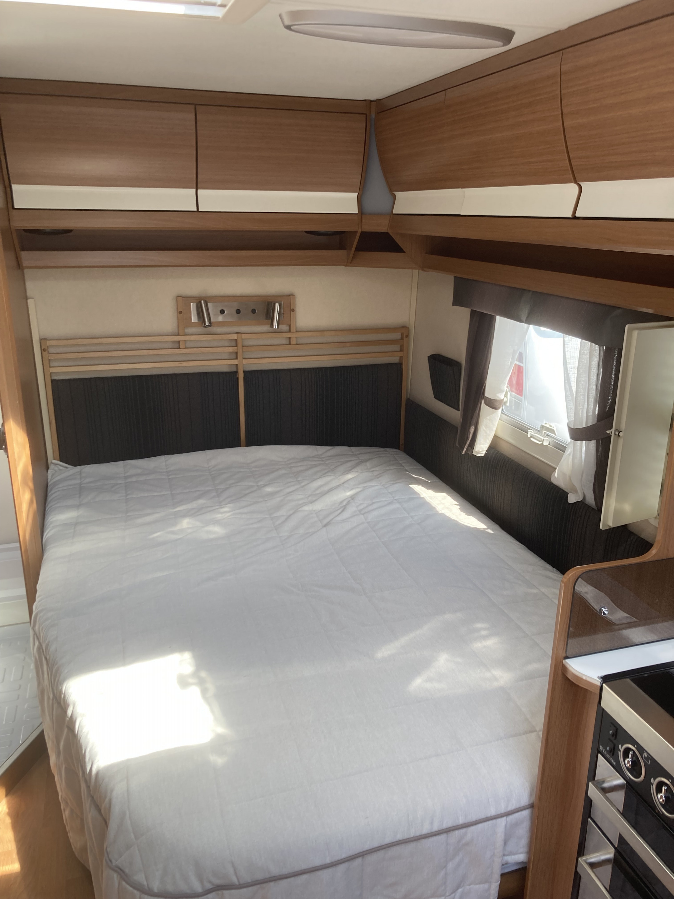 KABE ROYAL 560 LXL KS "AC, Mover , Förtält" Förmedling - KABE