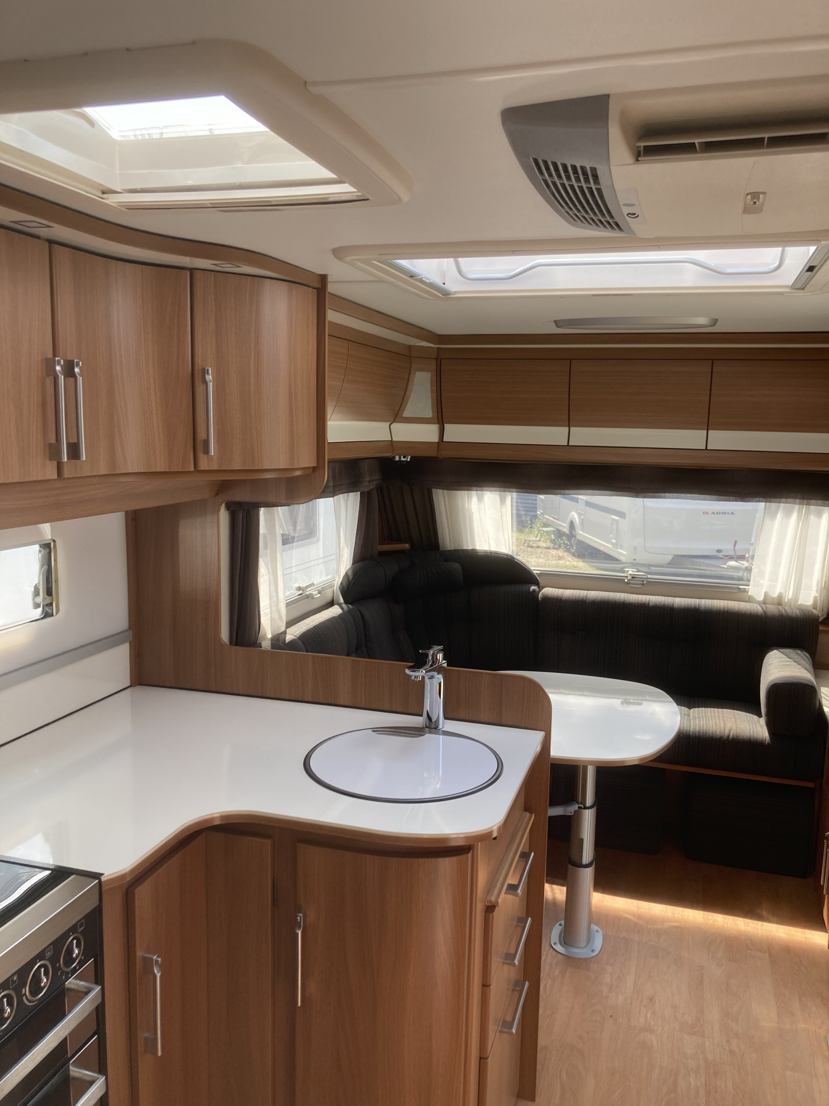 KABE ROYAL 560 LXL KS "AC, Mover , Förtält" Förmedling - KABE