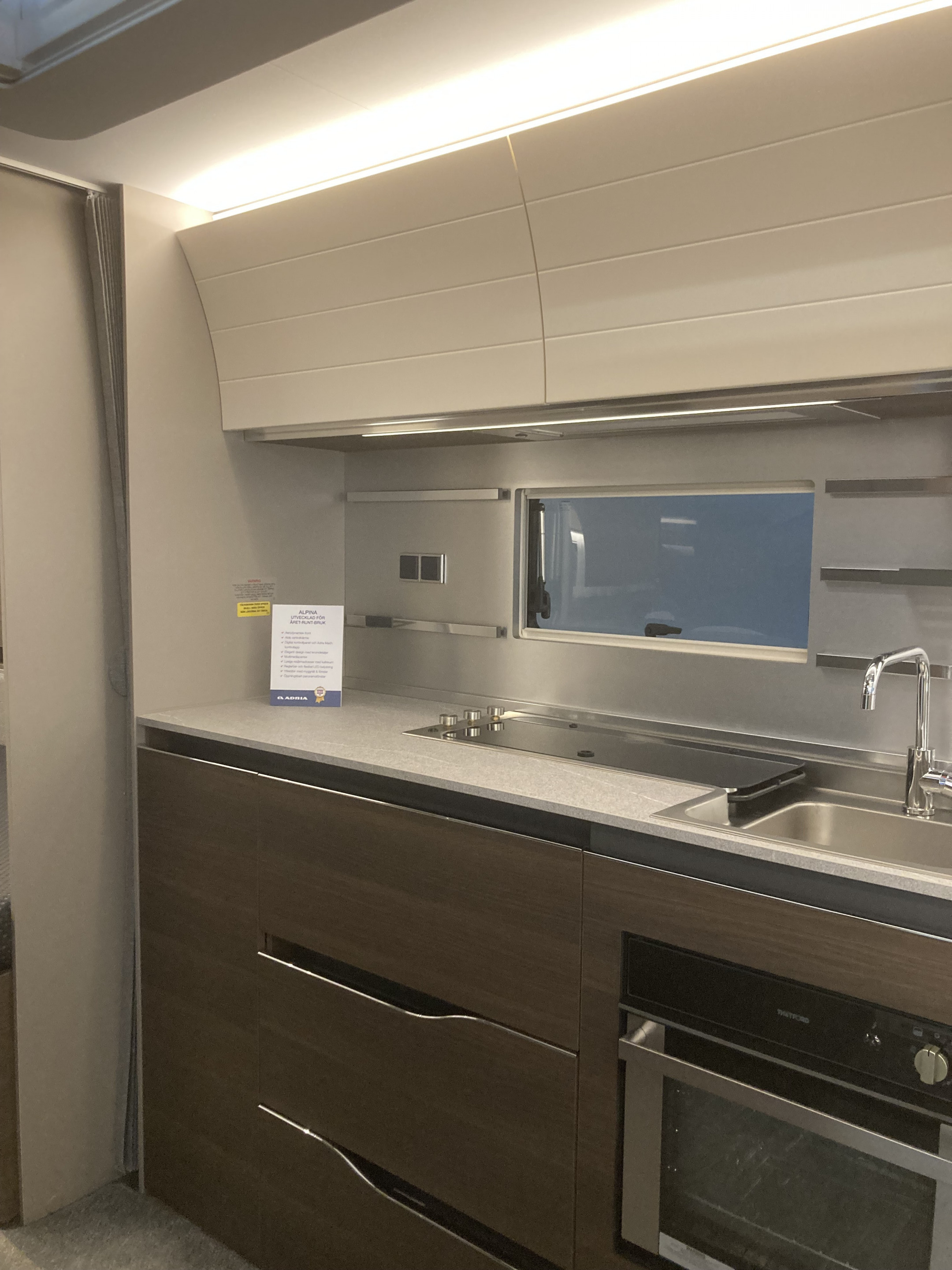 Adria ALPINA 613 UT - Adria