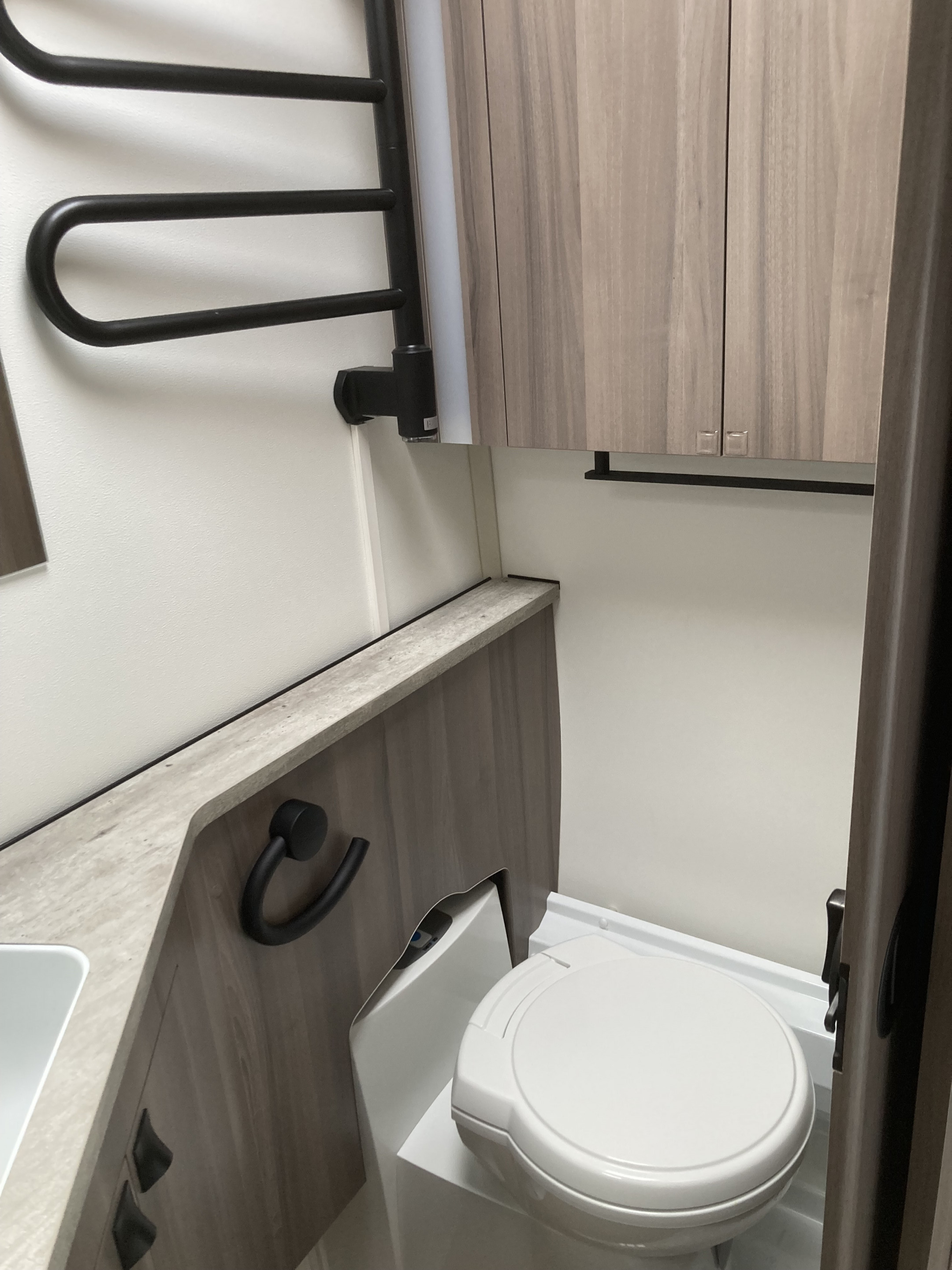 KABE ESTATE 470 XL - KABE