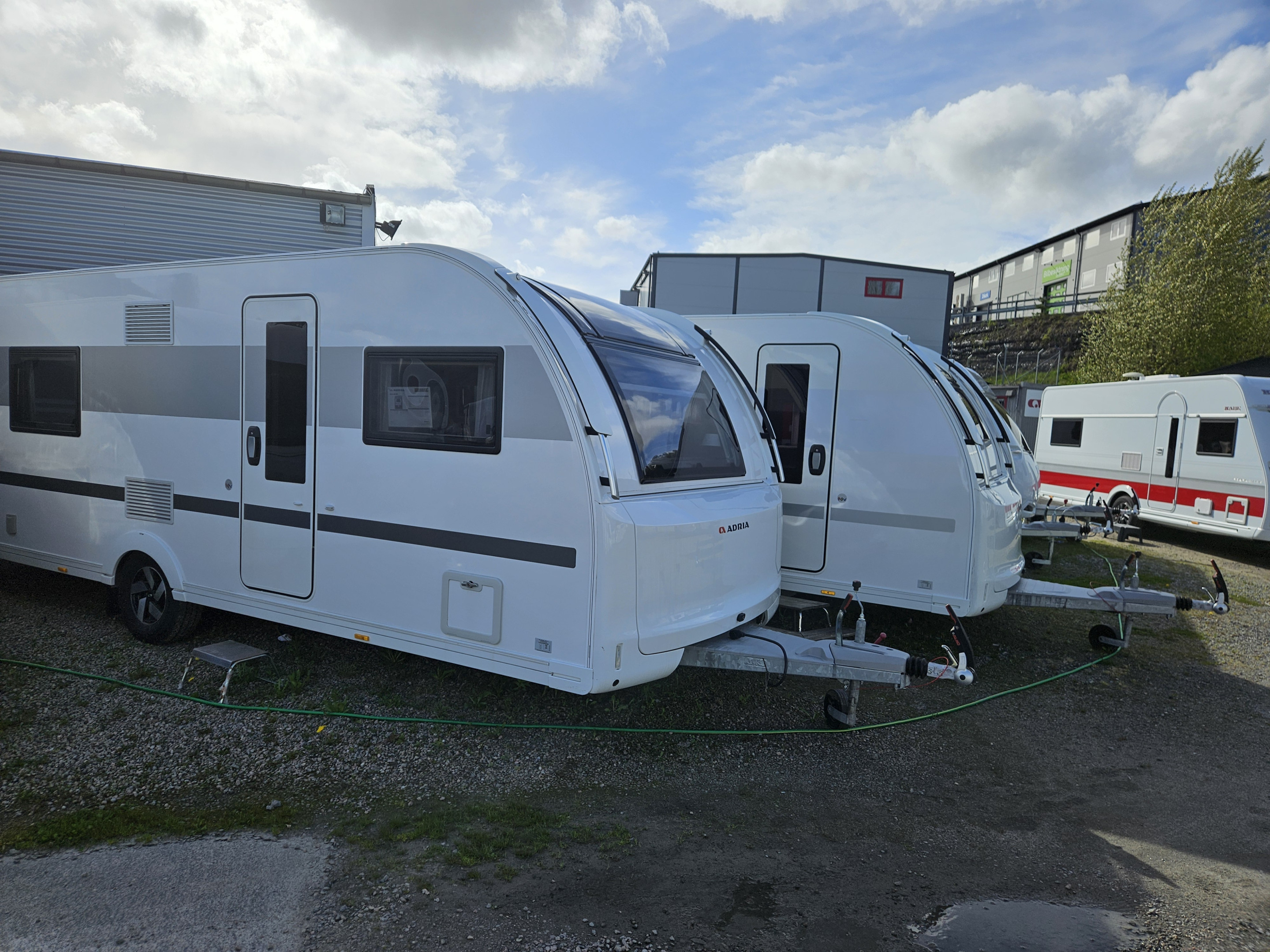 Adria Alpina 663 UK AC OCH CAMPINGBILJETTER PÅ KÖPET - Adria