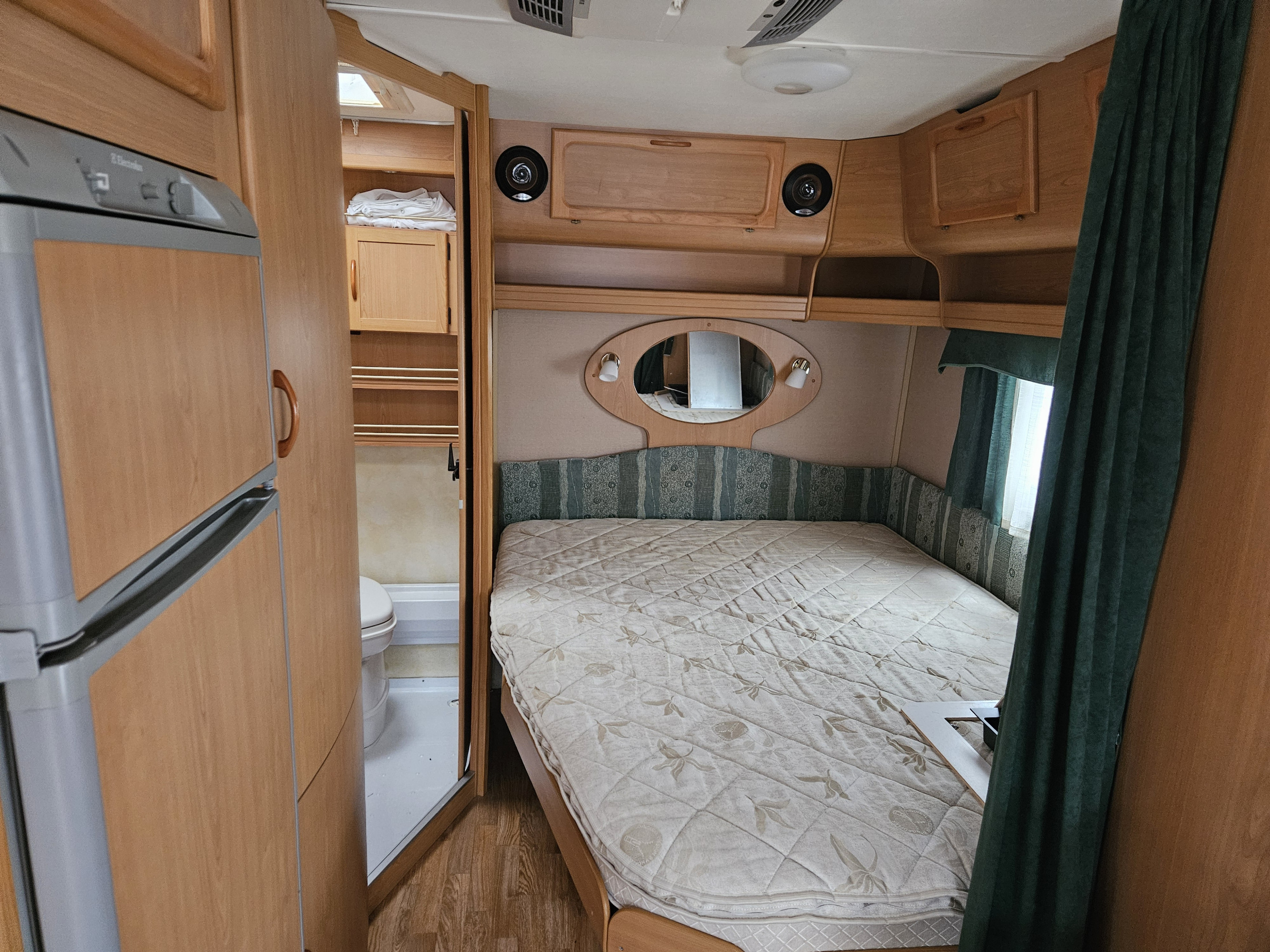 KABE ROYAL 720 GXL KS - KABE