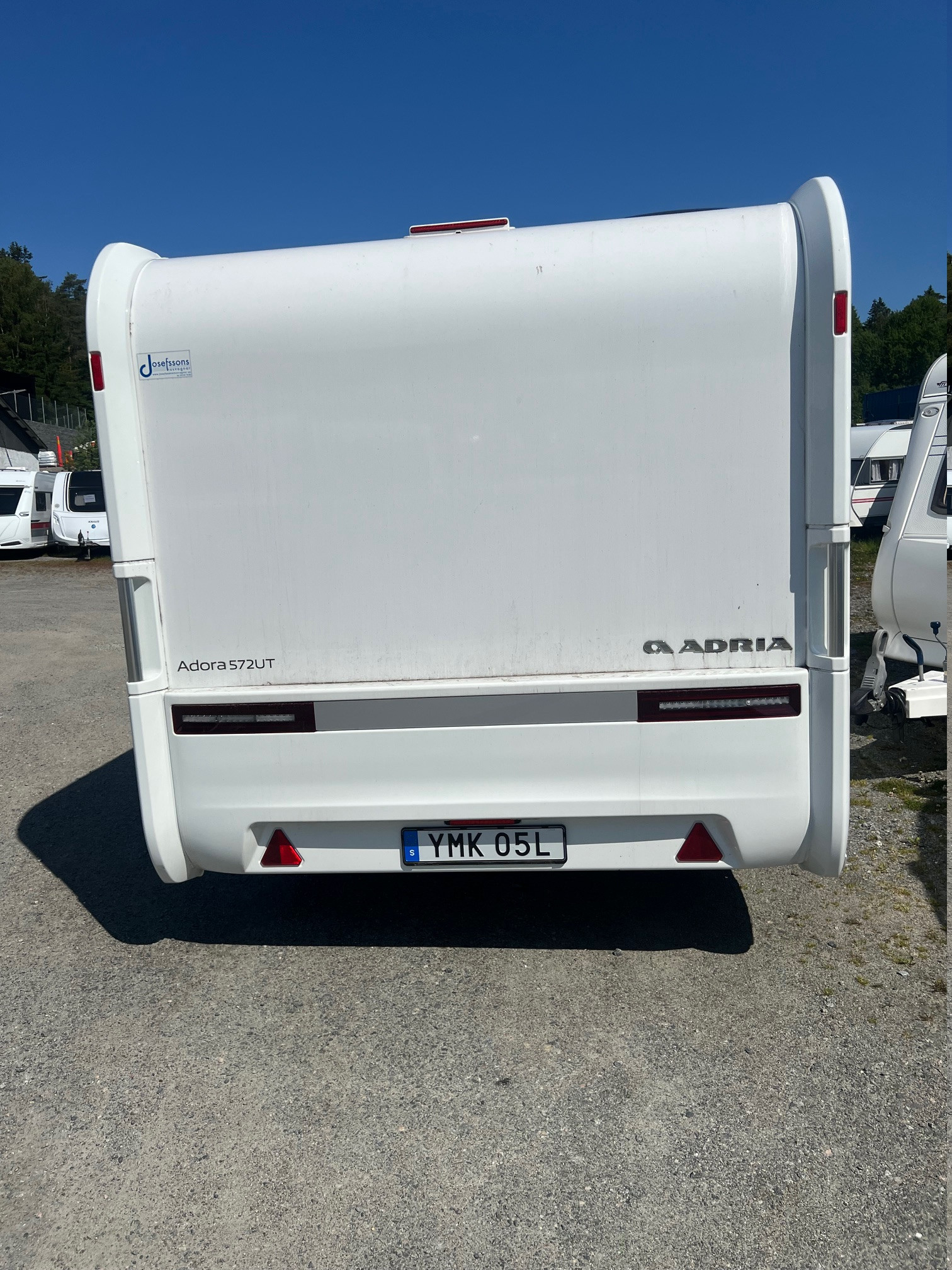 Adria ADORA 572 UT "Dusch"Inkommande" - Adria