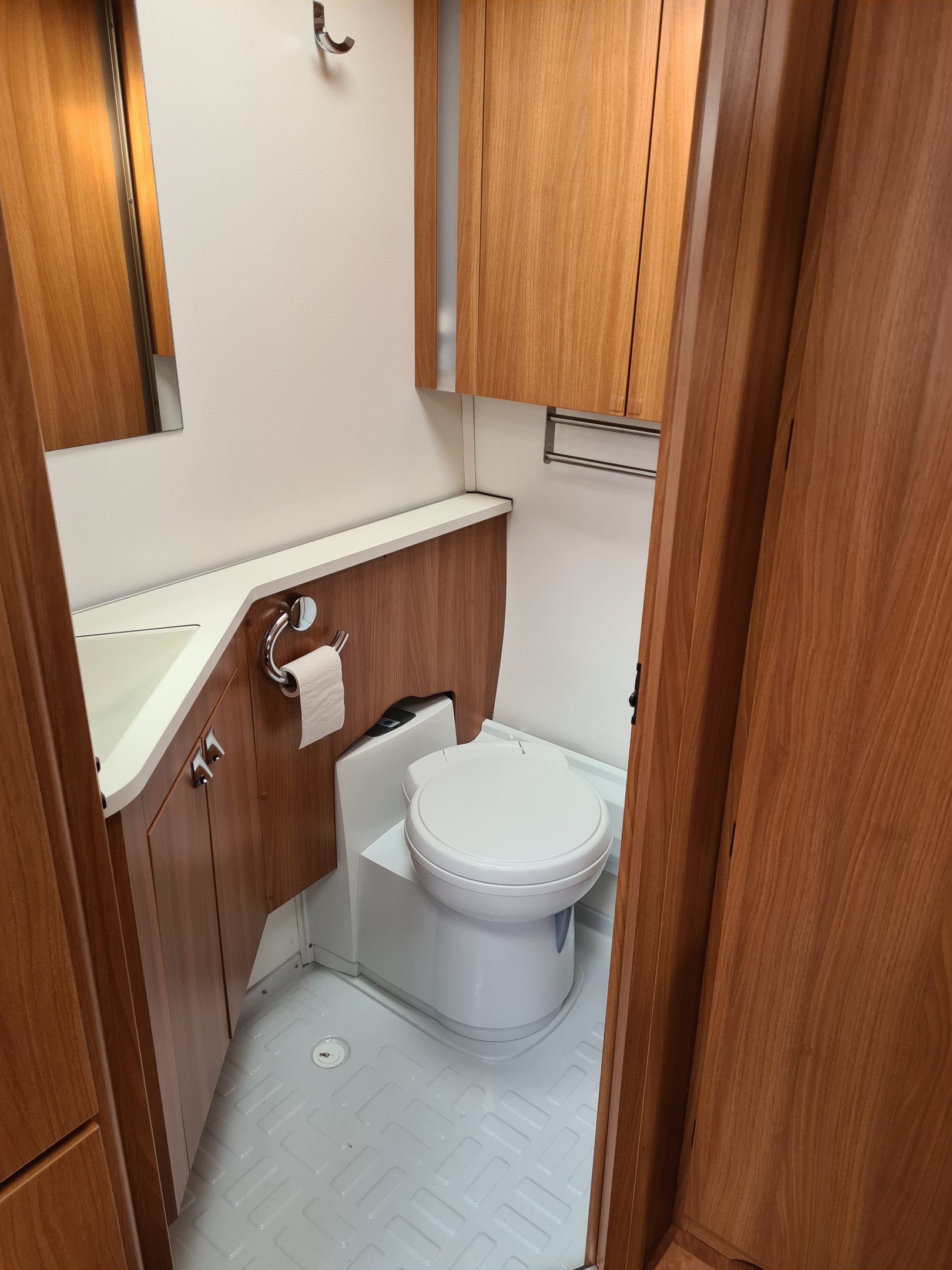 KABE Classic 600 GDL - KABE