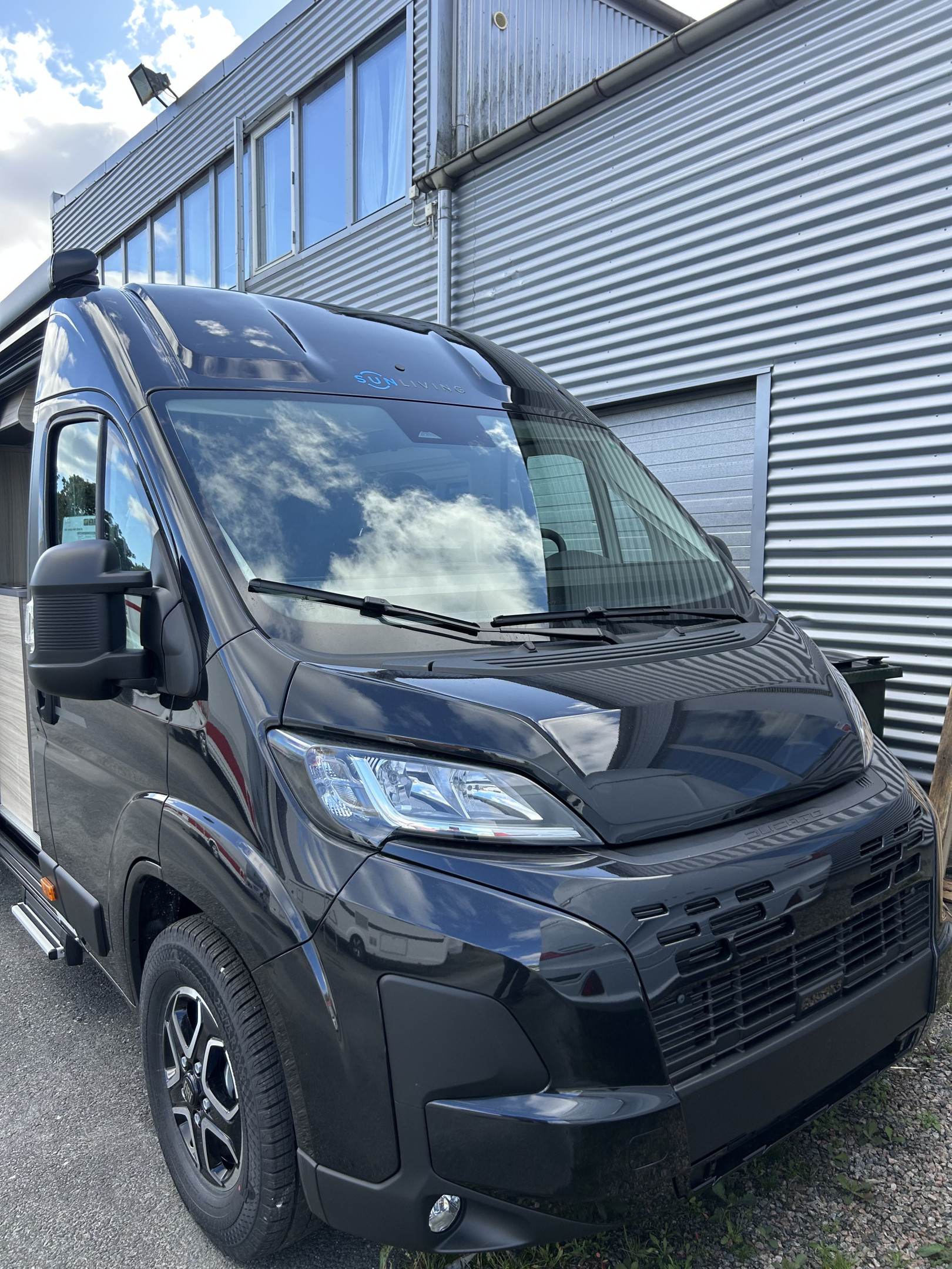V 65GX - Fiat MultiJet3 140HP (103kW) 35L - Sun Living