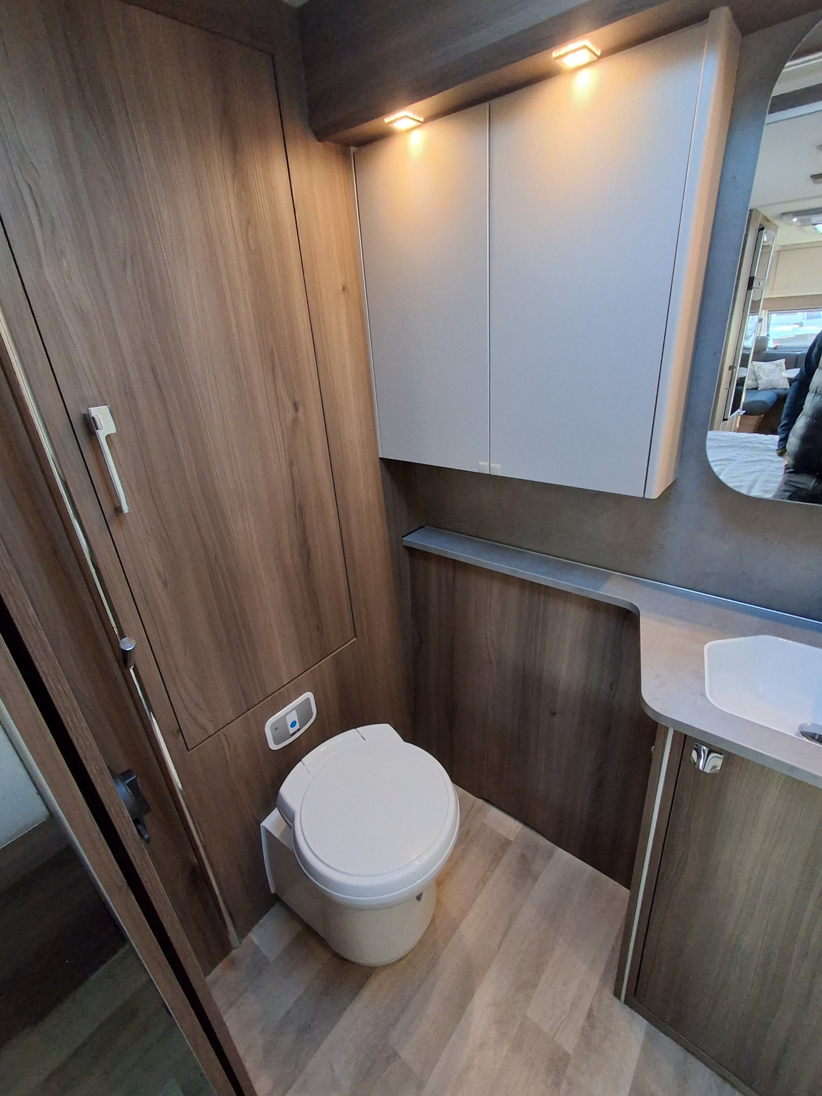 KABE Royal 740 TDL - KABE