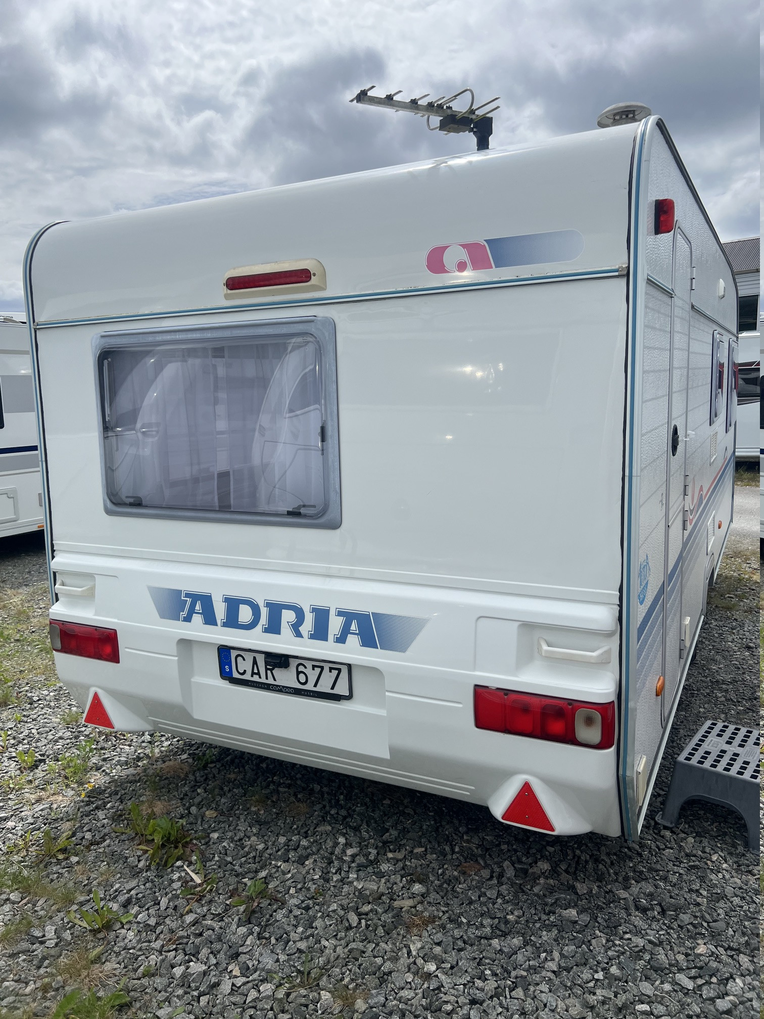 Adria Altea 502 LS "Gör det självvagn" 1300kg i totalvikt - Adria