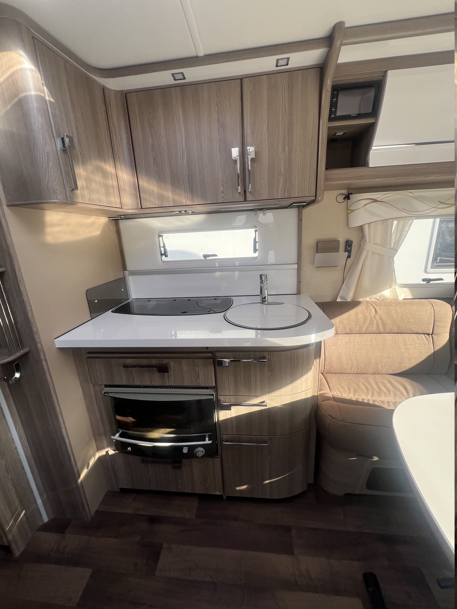 KABE ROYAL 560 GLE KS - KABE
