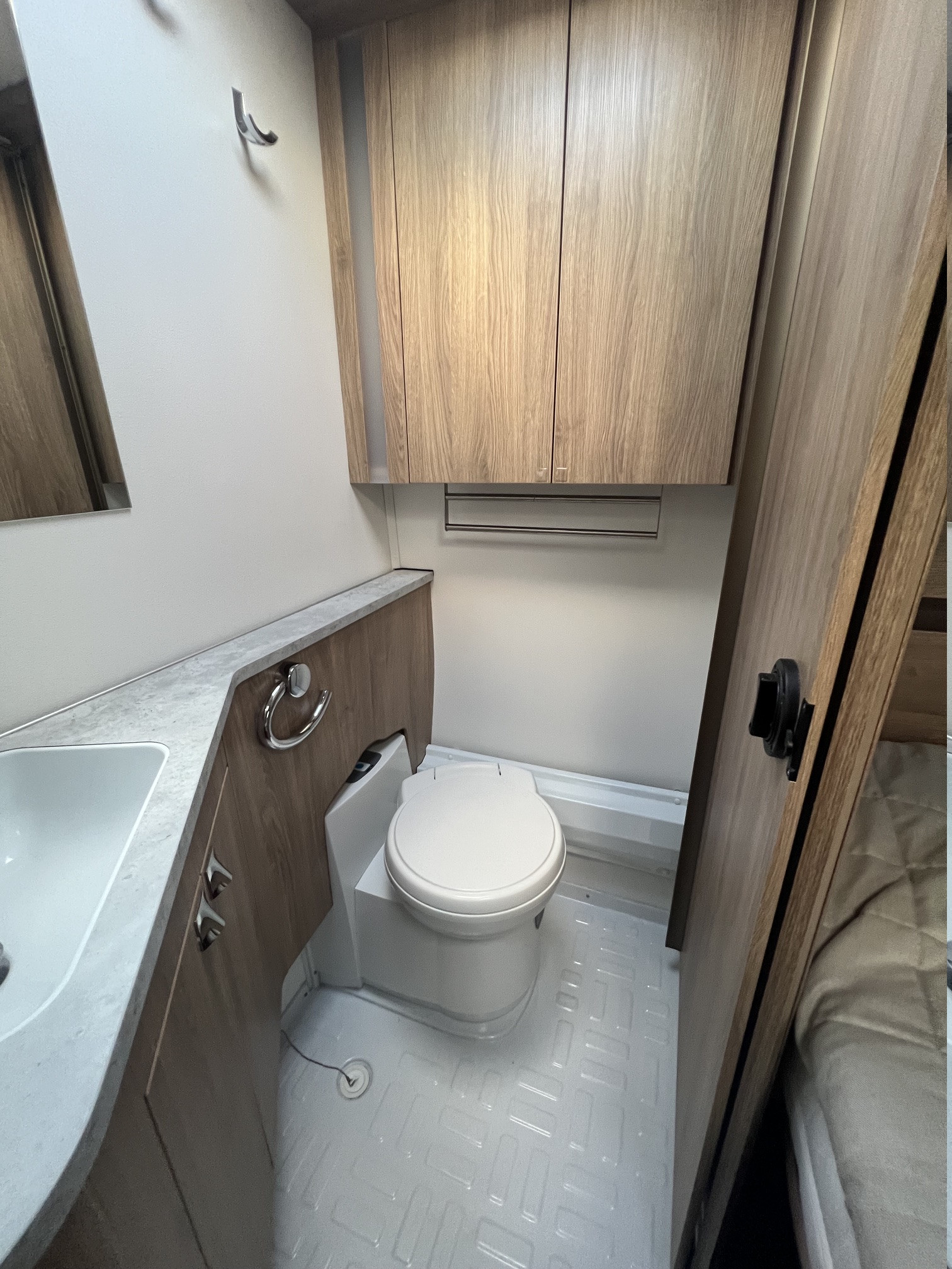 KABE Classic 630 GXL - KABE