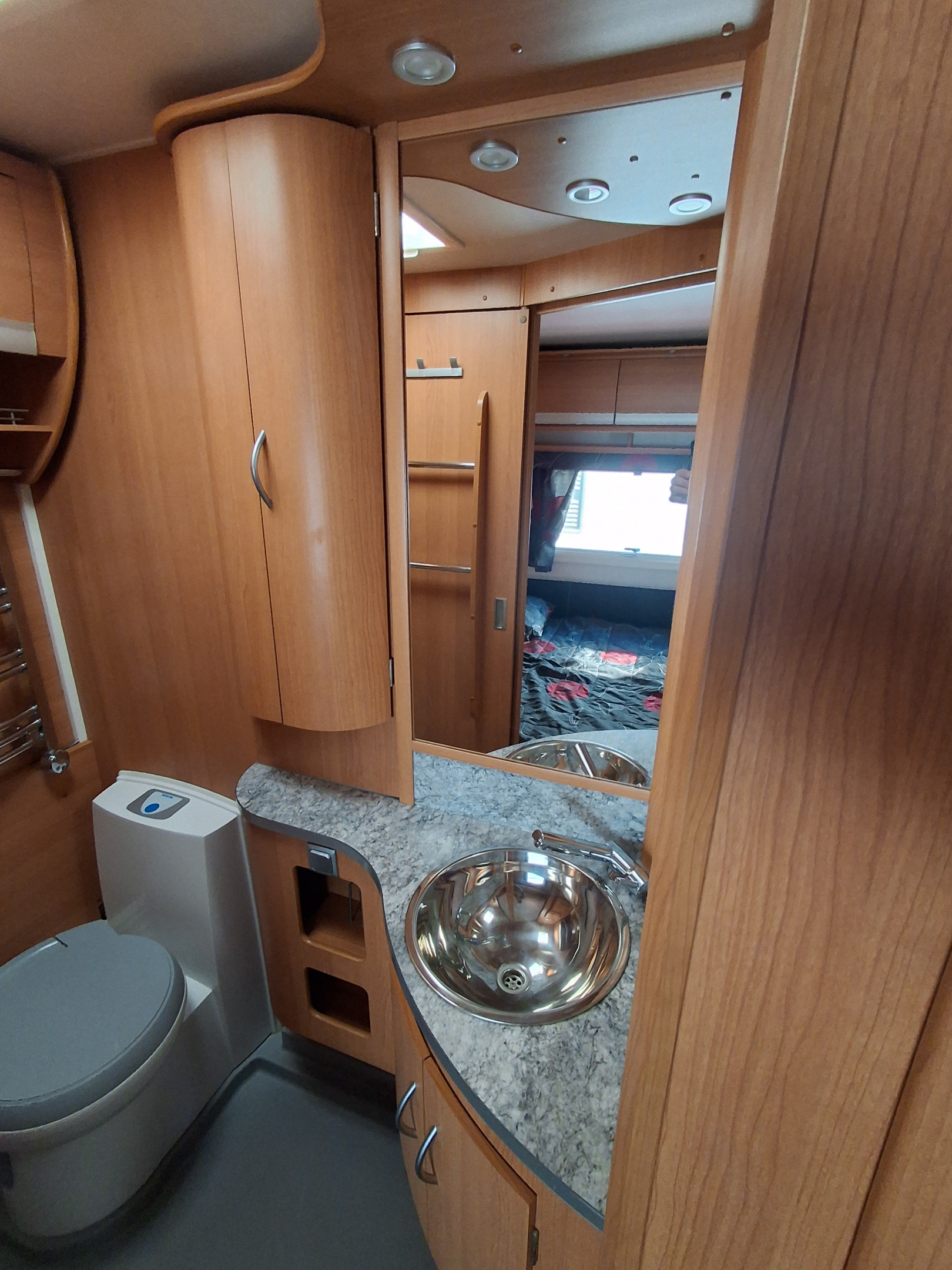 Cabby 570 Black Line F3 - Cabby
