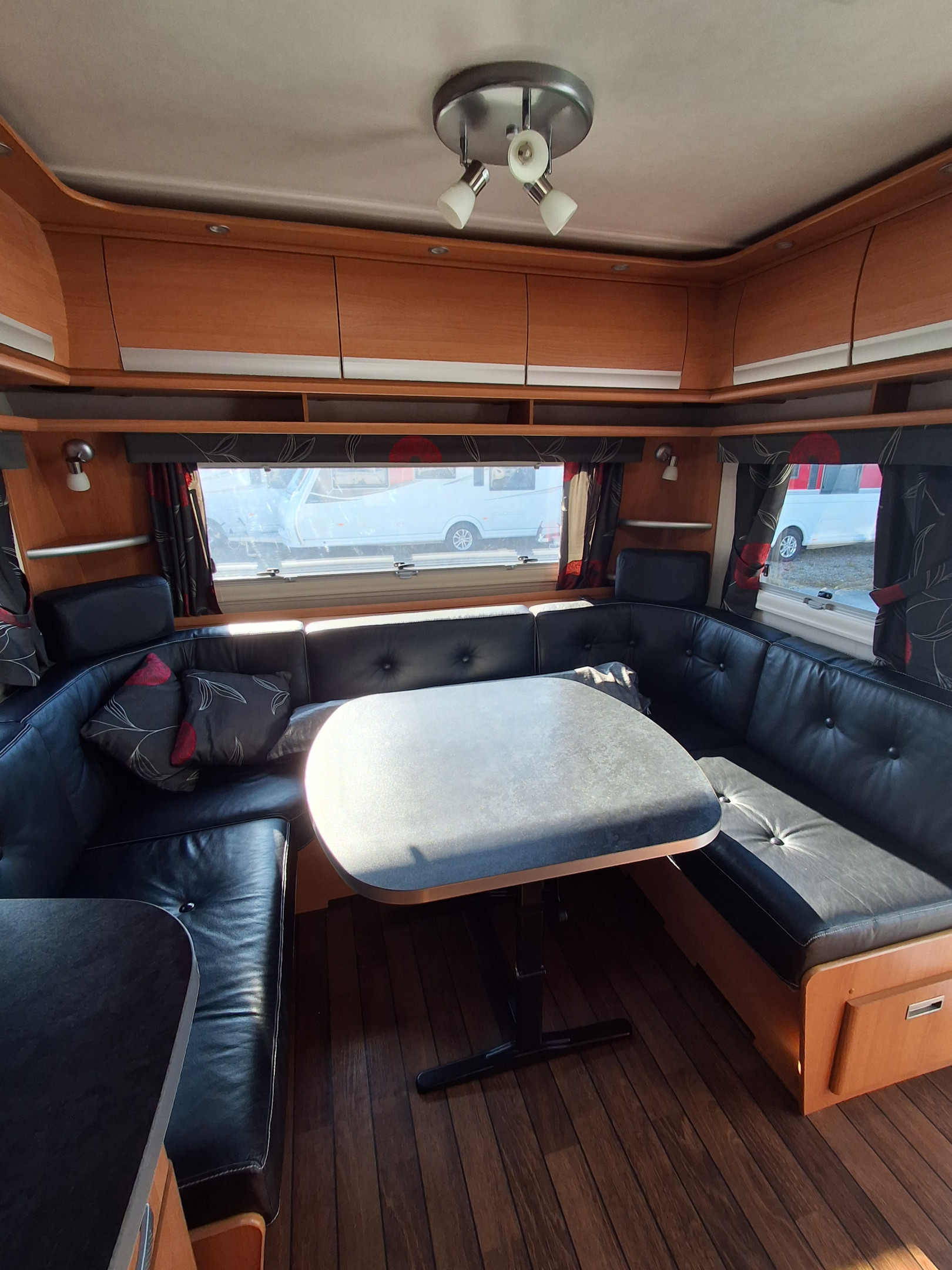 Cabby 570 Black Line F3 - Cabby