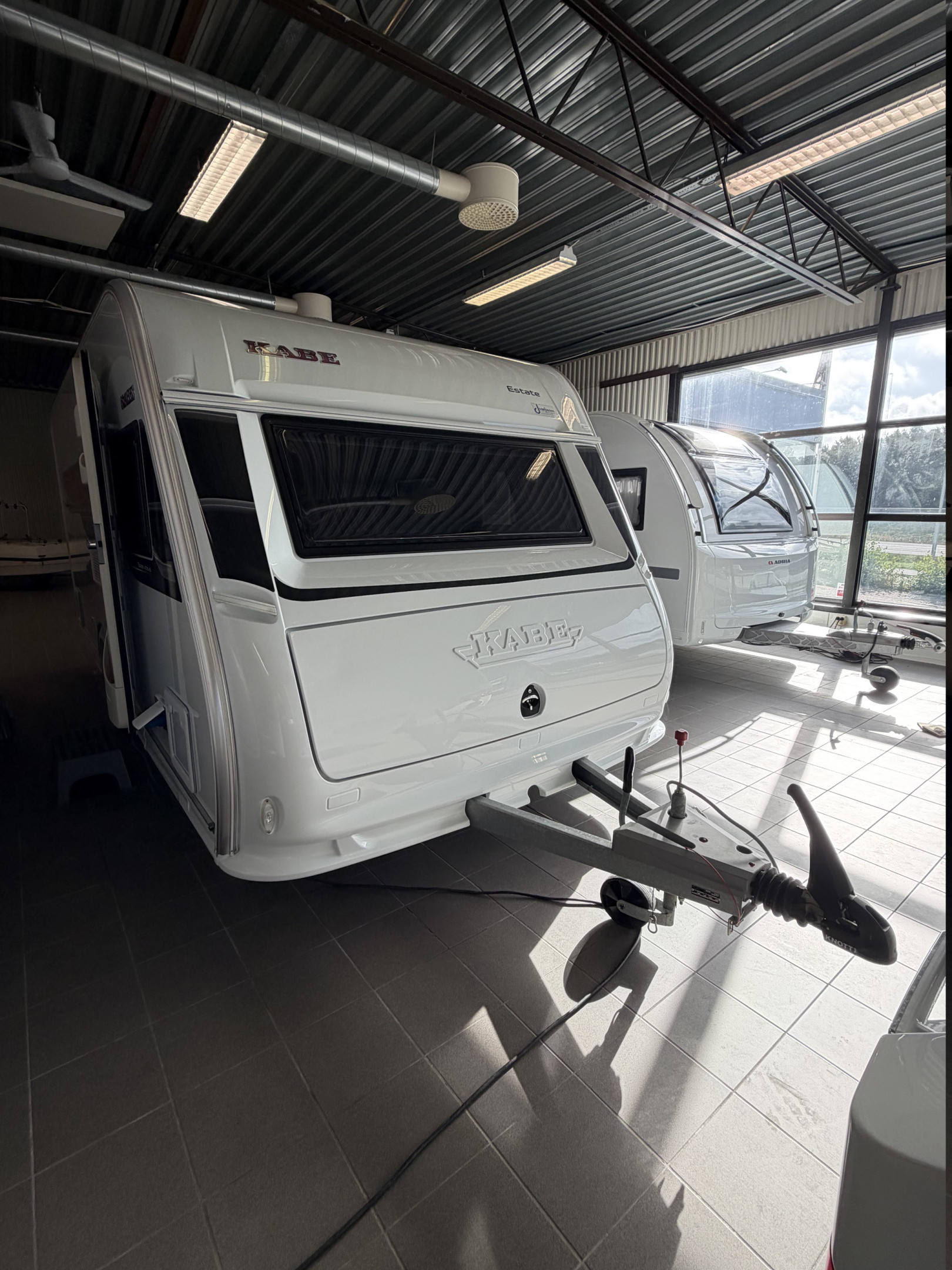 Estate 470 XL ks - KABE