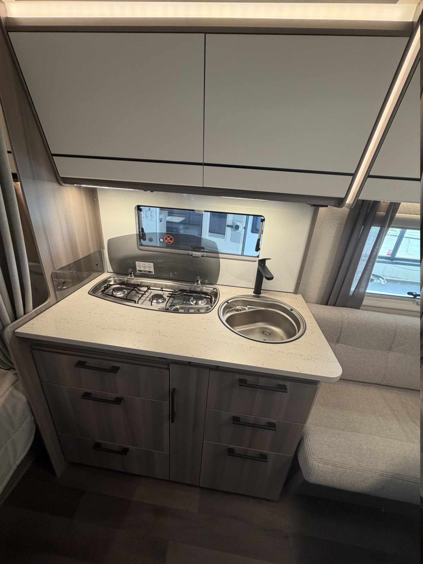 KABE Estate 470 XL ks - KABE