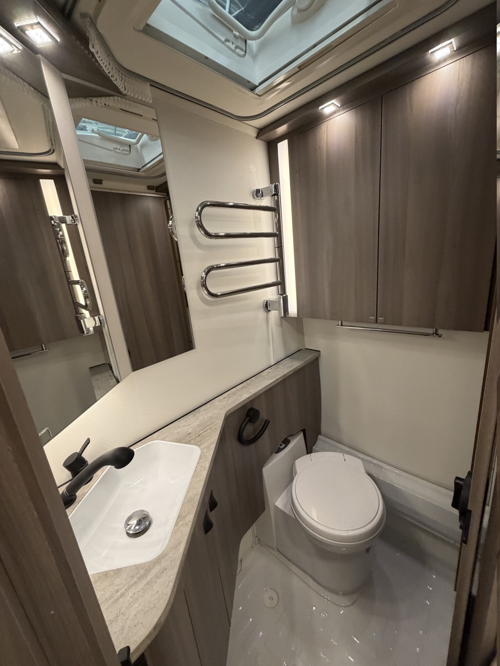 KABE Estate 470 XL ks - KABE