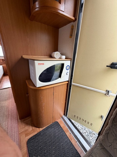 Knaus AZUR 540 TL "Gör det självvagn" - Knaus
