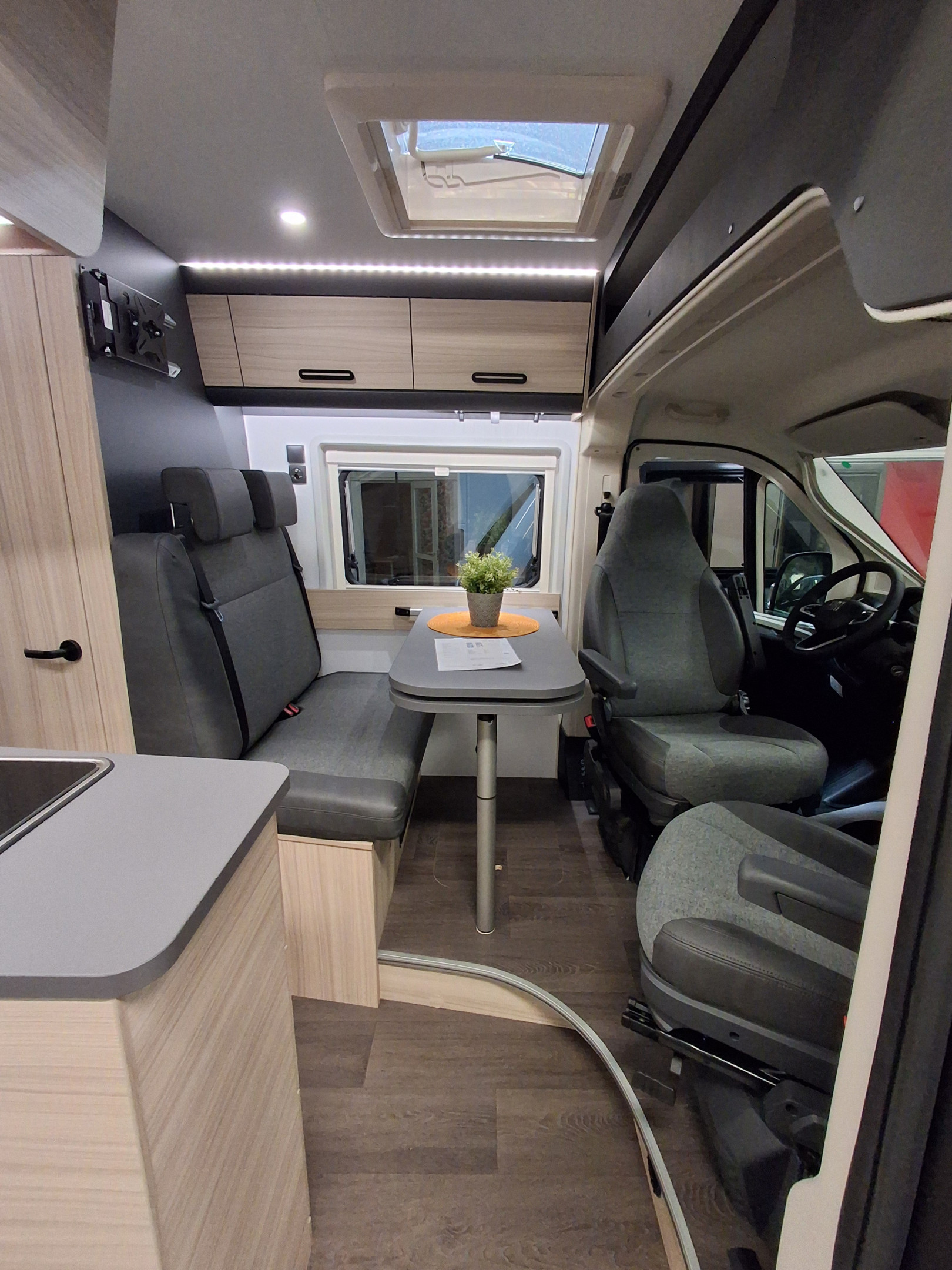 Sun Living V 65 SL -FIAT 140 HK 35H - Sun Living